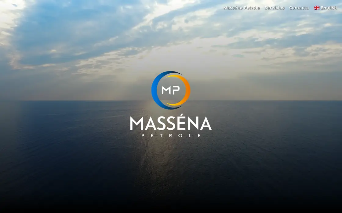 Home page of massenapetrole.com: the Masséna Pétrole logo over a view of the sea at dawn
